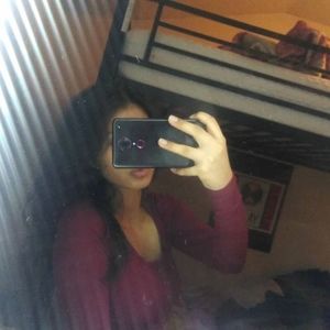 Meet your Posher, Lesly